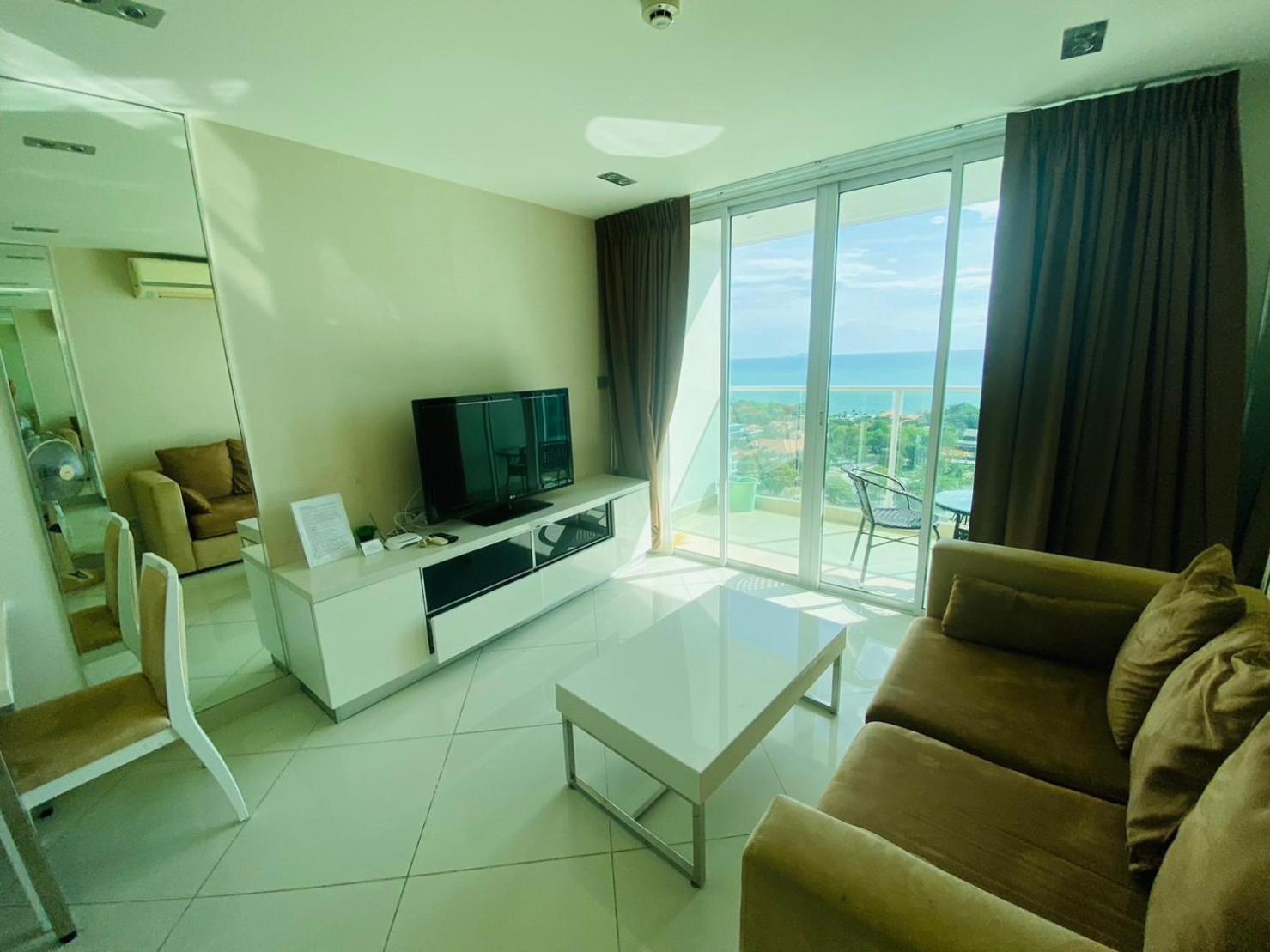 The View Cosy Beach By Pattaya Sunny Rentals Rum bild