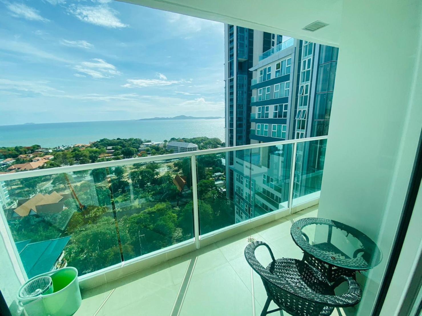 The View Cosy Beach By Pattaya Sunny Rentals Rum bild